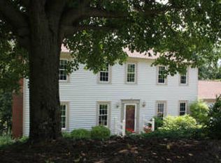 3358 One Oak Rd, Roanoke, VA 24018