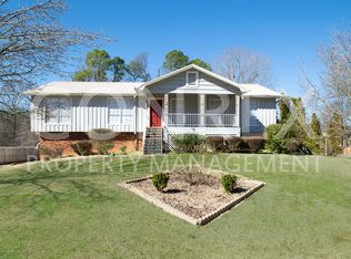 446 13th Pl, Pleasant Grove, AL 35127