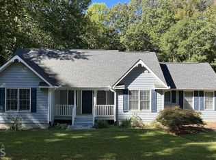 82 Mountain View Rd, Molena, GA 30258