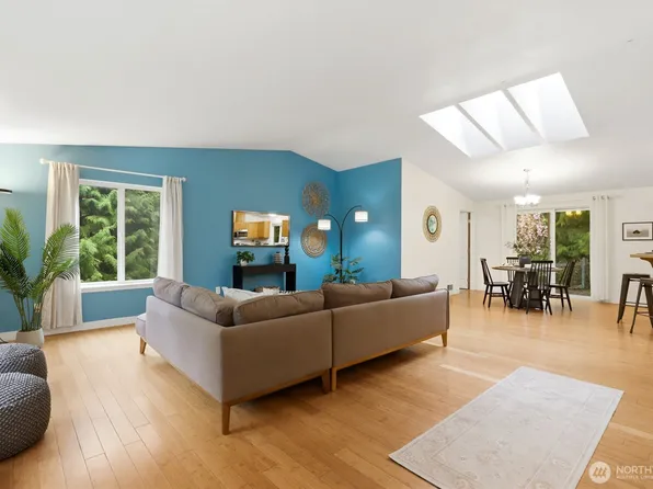 24382 Catamount Lane NW, Poulsbo, WA 98370
