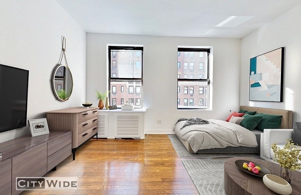 1st image of 1045 Lexington Ave #4S