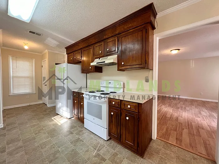 200 Cranewater Dr — Photo 9