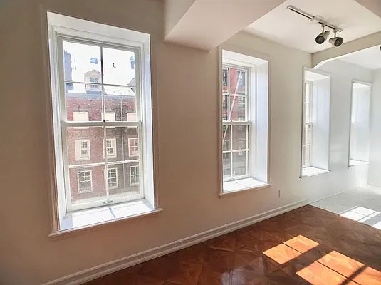 Rented by Metripol Corporation | media 22