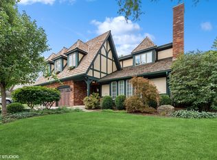 719 Mullady Pkwy, Libertyville, IL