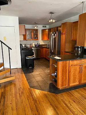 Rented by HH Realty | media 10