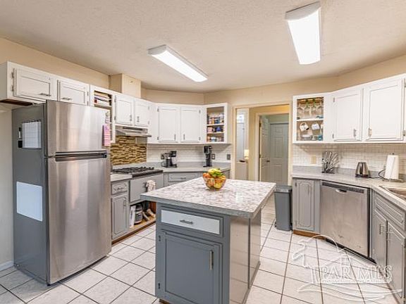 4th image of 2054 Coral Creek Dr