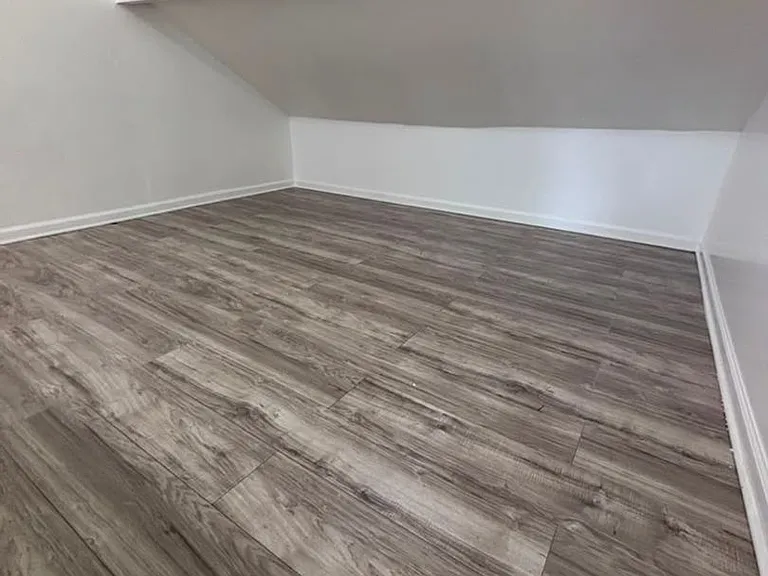 739 Beatty St — Photo 11