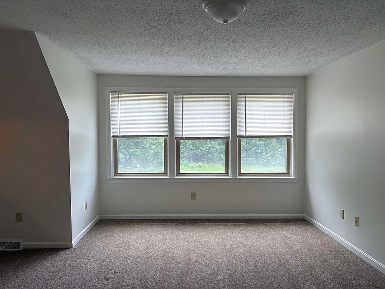 103 Durham Rd #B — Photo 7