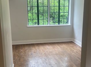 700 Chalfonte Pl APT 10, Cincinnati, OH 45229
