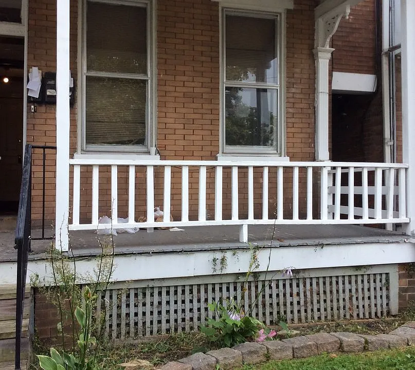 232 E Cottage Pl #2