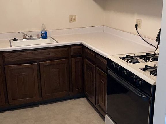 2nd image of 535 S Randall Ave #18