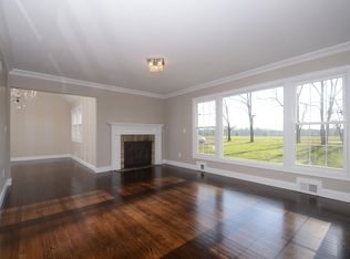 860 Newman Springs Rd, Lincroft, NJ 07738