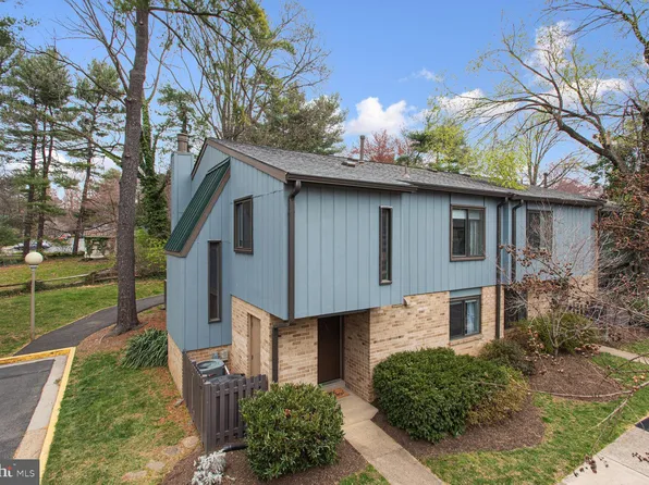 1818 Ivy Oak Sq #48, Reston, VA 20190