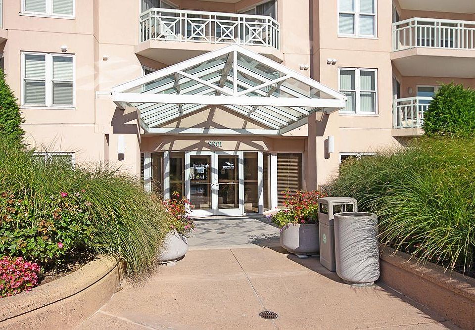 1st image of 9901 Seapointe Blvd APT 206