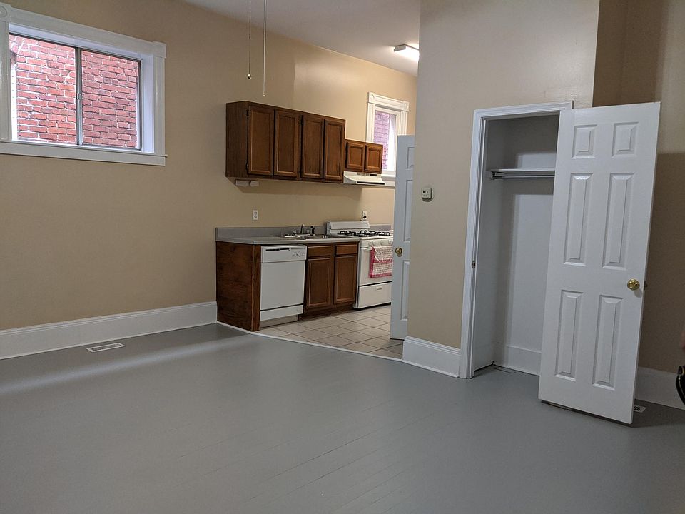 1st image of 2032 W Grace St APT 2