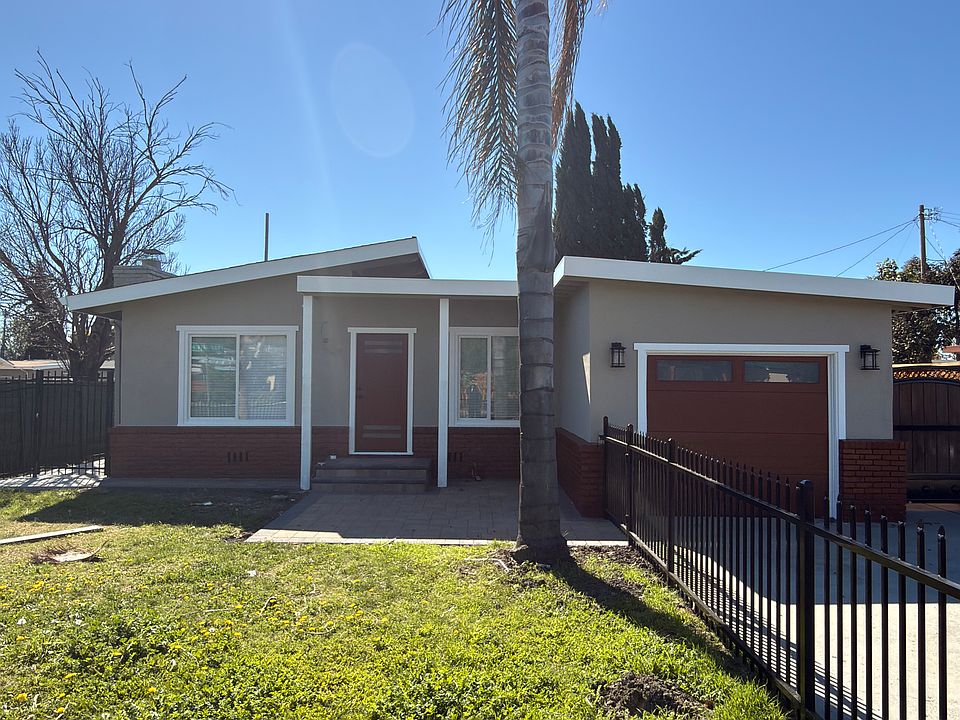 1st image of 455 Lochridge Dr