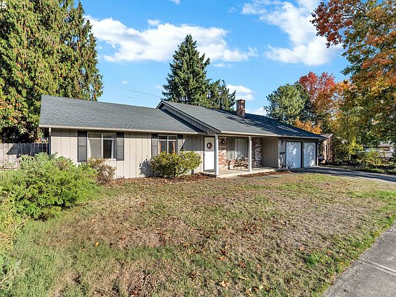 3rd image of 4885 NW Kahneeta Dr