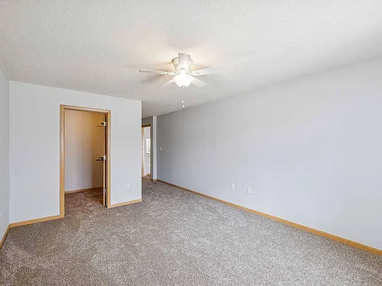 Pinebrook Apartments — Photo 121
