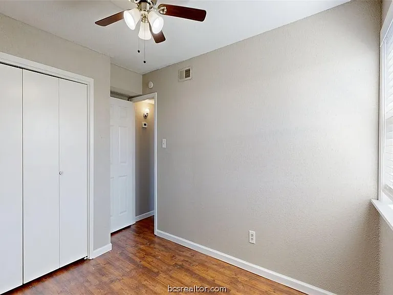 806 Oran Cir #G — Photo 13