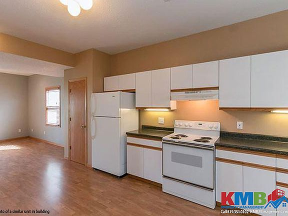 5th image of 60 Parkview Ct