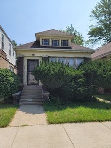 7545 S Prairie Ave, Chicago, IL, 60619