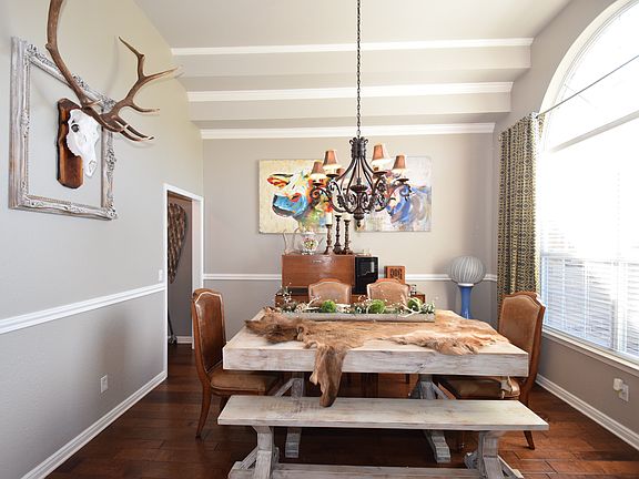 Formal Dining