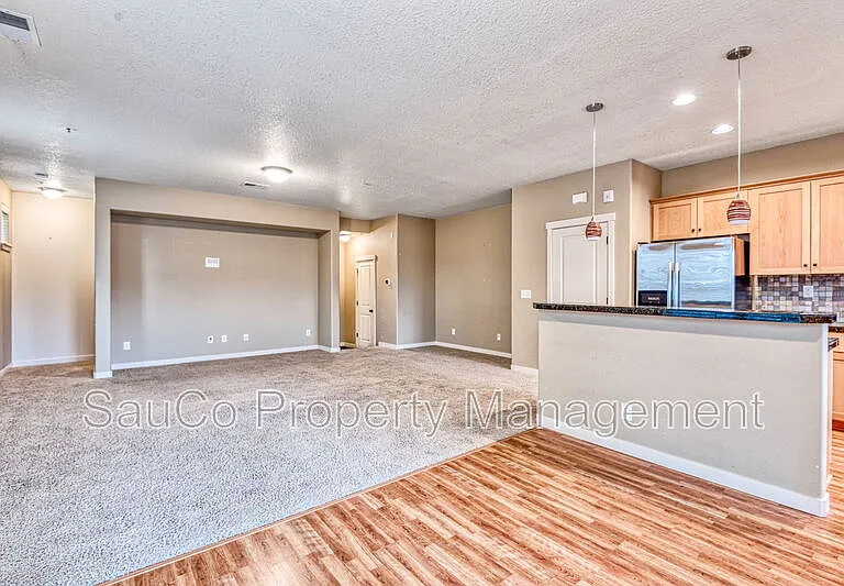 8712 NE Delamere Way — Photo 6