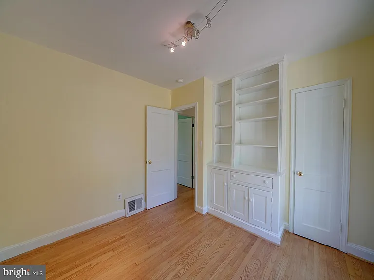 12351 Scaggsville Rd — Photo 16