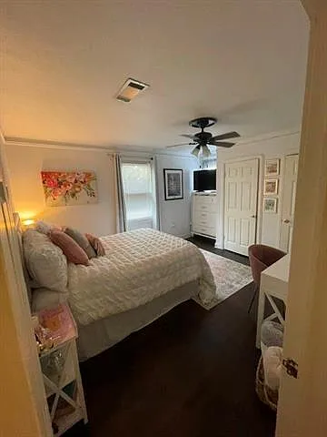 6431 Marshal Foch St — Photo 15