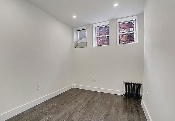 4th image of 210 Avenue B #1NN