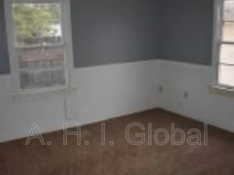 4615 S Lipscomb St — Photo 4