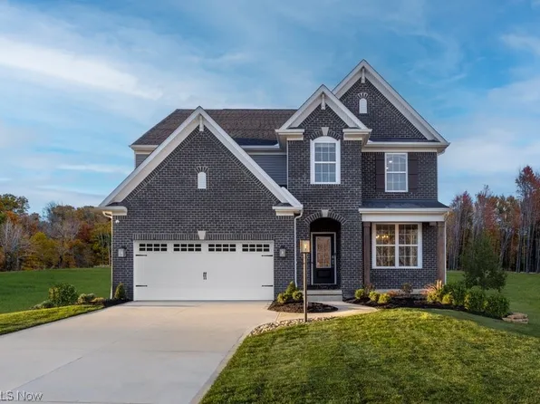 3618 Great Windsor Ln, Uniontown, OH 44685