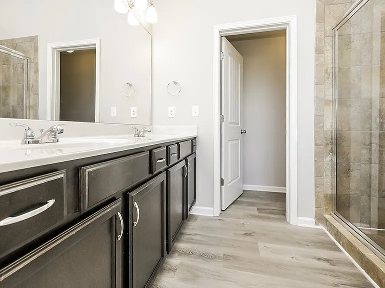 2632 Cornwall Dr — Photo 10