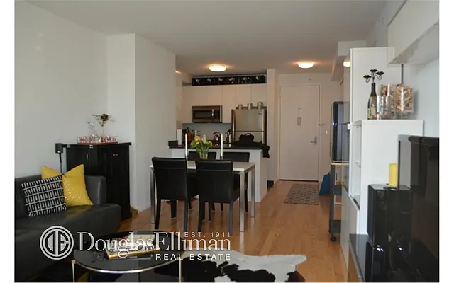 Rented by Douglas Elliman | media 6