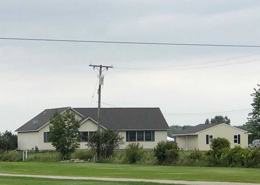 2nd image of 13406 Hough Rd