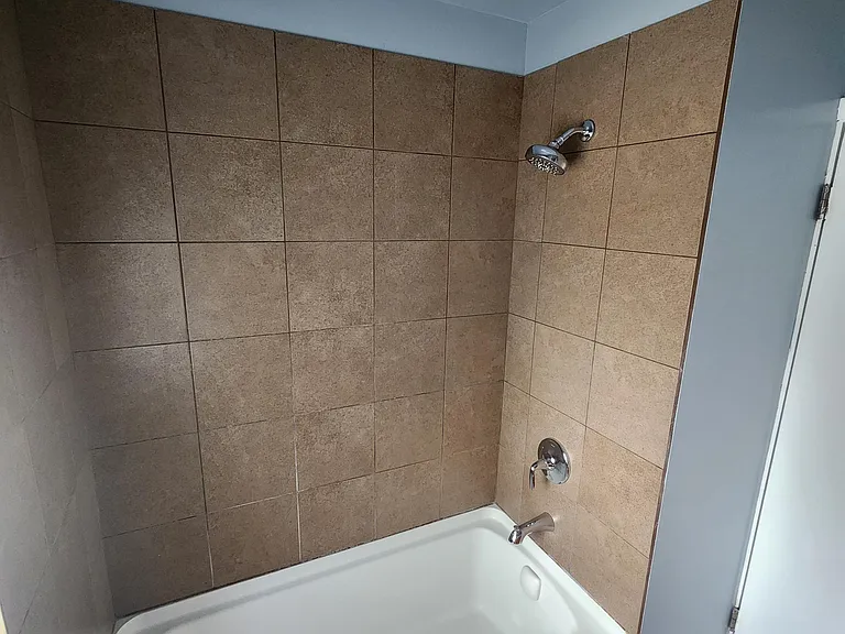 2044 High St #2 — Photo 12