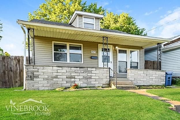 1st image of 409 W Holden Ave