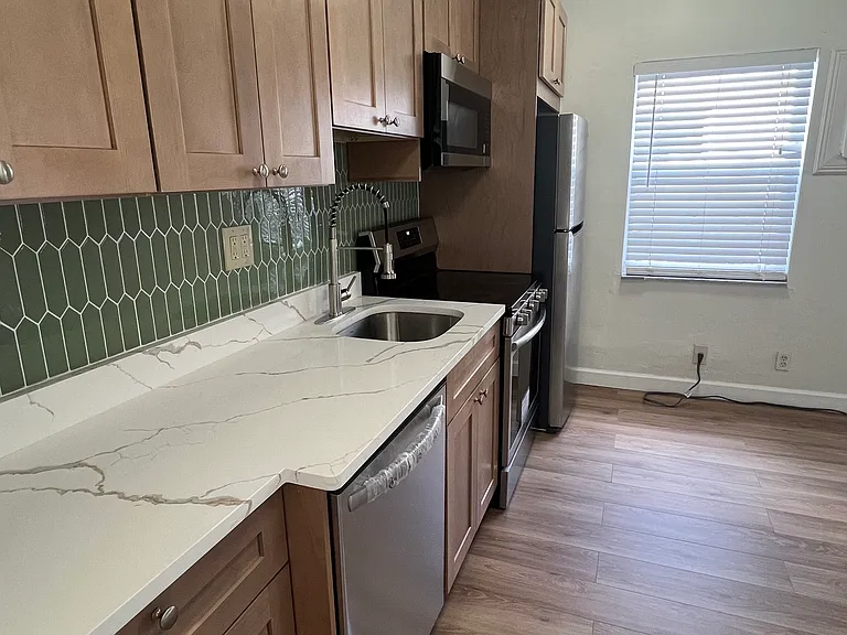 1111 NE 17th Ave #B — Photo 10