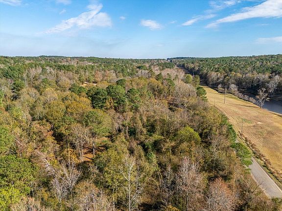 2nd image of 106 Rolling Hills Dr