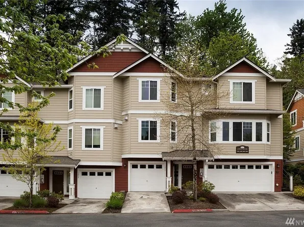 5557 Lakemont Blvd SE APT 1203, Bellevue, WA 98006