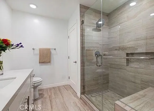 7100 Alvern — Photo 18