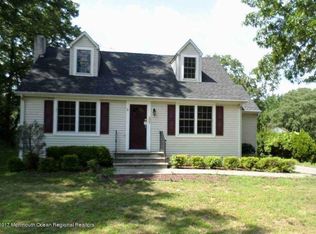 205 Lloyd Rd, Aberdeen, NJ 07747