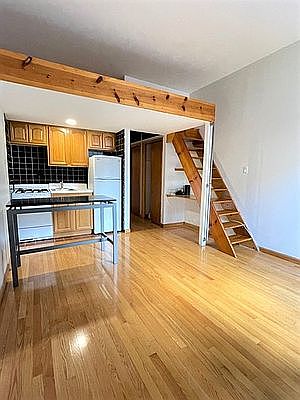 3rd image of 75 Bleecker St #4C