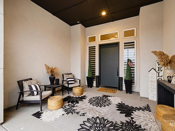 4th image of 2250 S Steichen Way