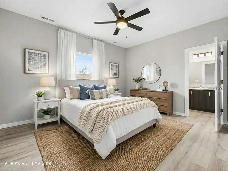 655 E Forest St — Photo 25