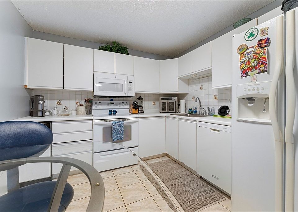 1st image of 3920 Mystic Valley Pkwy APT 514