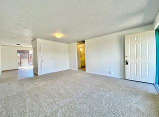 911 South 48th Ave, Yakima, WA 98908