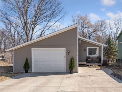 112510 Washington Ln, Chaska, MN, 55318