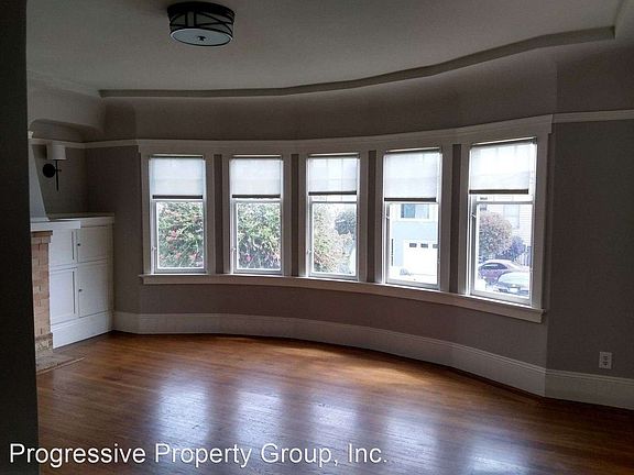 5th image of 1719 La Salle Ave