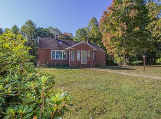 5804 Bridgeport Rd, Arvonia, VA 23004
